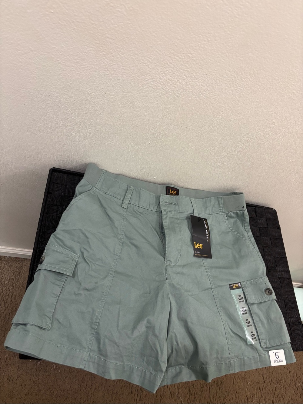 Lee Men's Cargo Shorts in Sage Green
